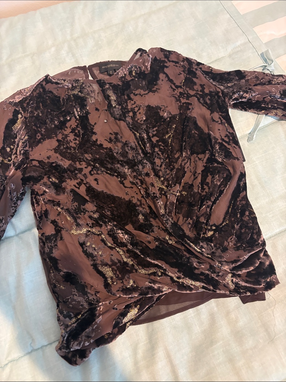 Donna Karan Long-Sleeve Blouse in mixed silver sparkling &Brown 19” p2p 20” t2b - Picture 3 of 4